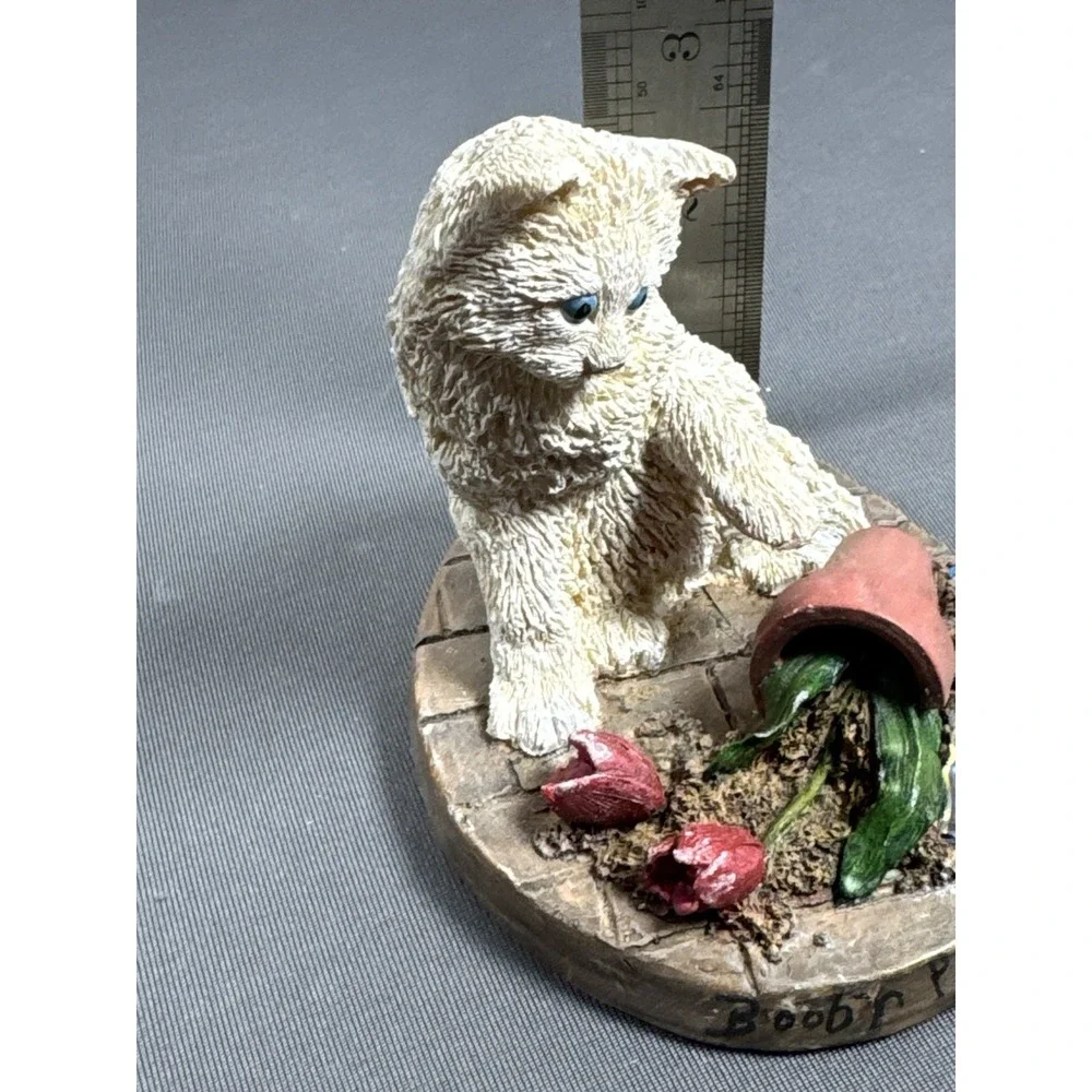 Whimsical LIVING STONE PERSIAN KITTEN 